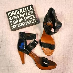 Jeffrey Campbell Patent Leather Platform Sandal - Maya 10